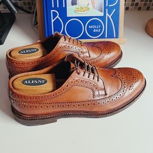 J Crew Ludlow Brown Wingtip Oxford Leather Dress Shoes 8 Mens (runs large)